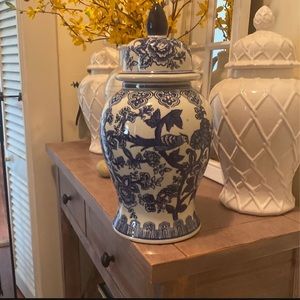 Blue and white chinoiserie ginger jar new